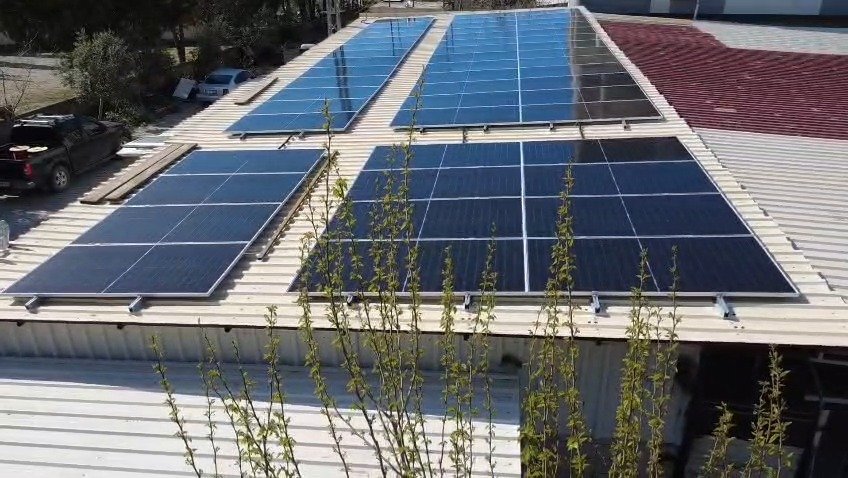 Ev ve İşletmeler İçin Hibrit Güneş Enerji Sistemi